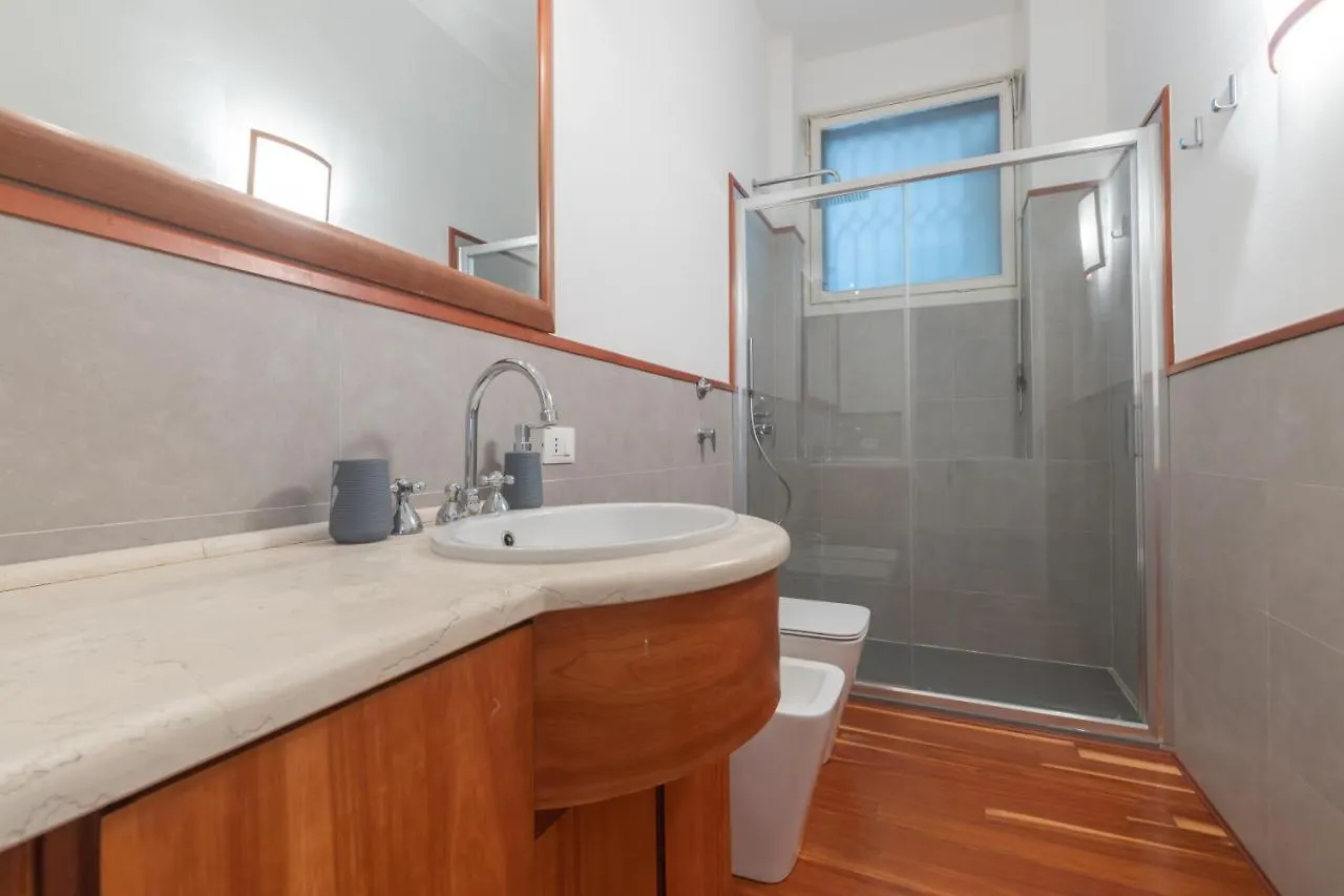 Suite 15Min Duomo - Well Connected With Center Milan Italy